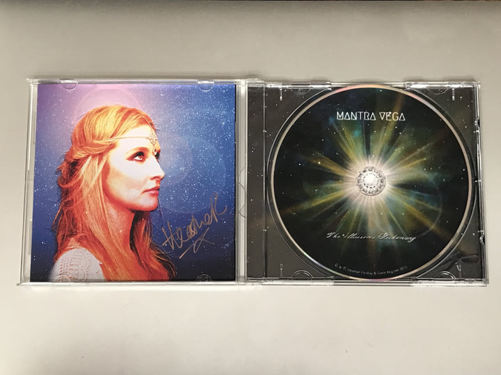 英プログレ】サイン有MANTRA VEGA / The Illusion's… The Illusion's