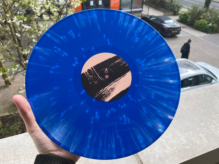 絶望に負けた | Macroblank | Aloe City Wrld