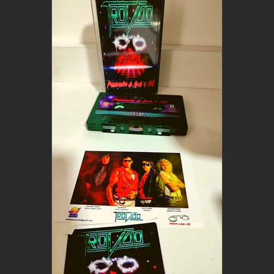 TROVÃO PRISIONEIRO DO ROCK 'N' ROLL | Rocketz Records