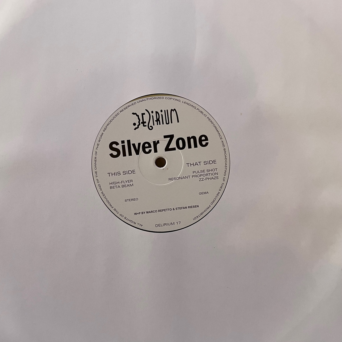 DEL17 | Silverzone | dbh-music
