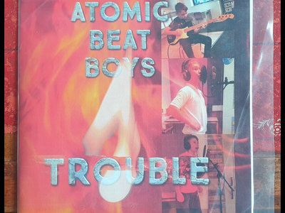 Atomic Beat Boys Trouble limited  7 inch vinyl main photo