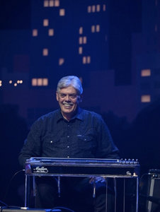 Lloyd Maines