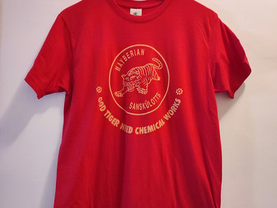 "God Tiger Need Chemical Works" men's T-shirt / Red main photo