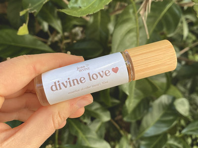 Divine Love Essential Oil Roller Perfume main photo