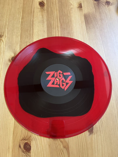 Running out of Red | Zig Zags