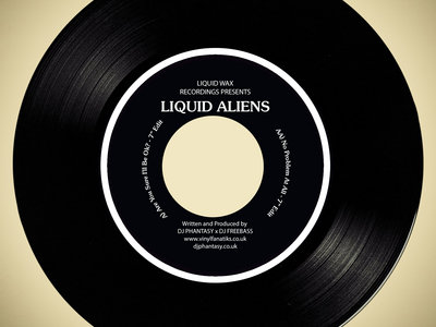 Liquid Aliens – Volume One 7″ – Black Vinyl – Dinked Centre – HAN45-027 main photo