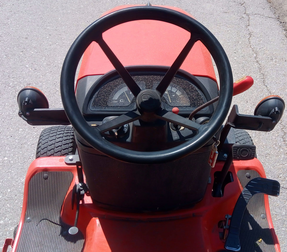 Kubota G23 2009 lawn tractor photo detail