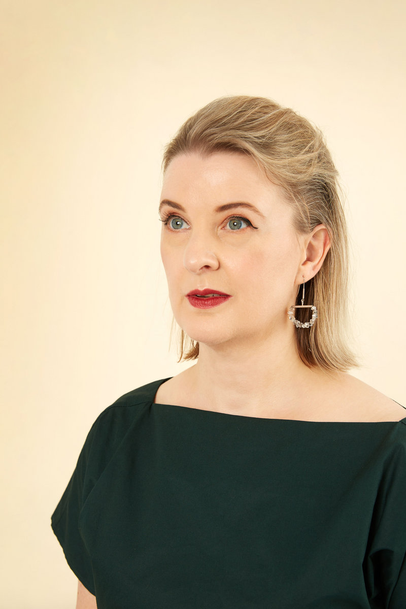 Untelling Essa Rowena