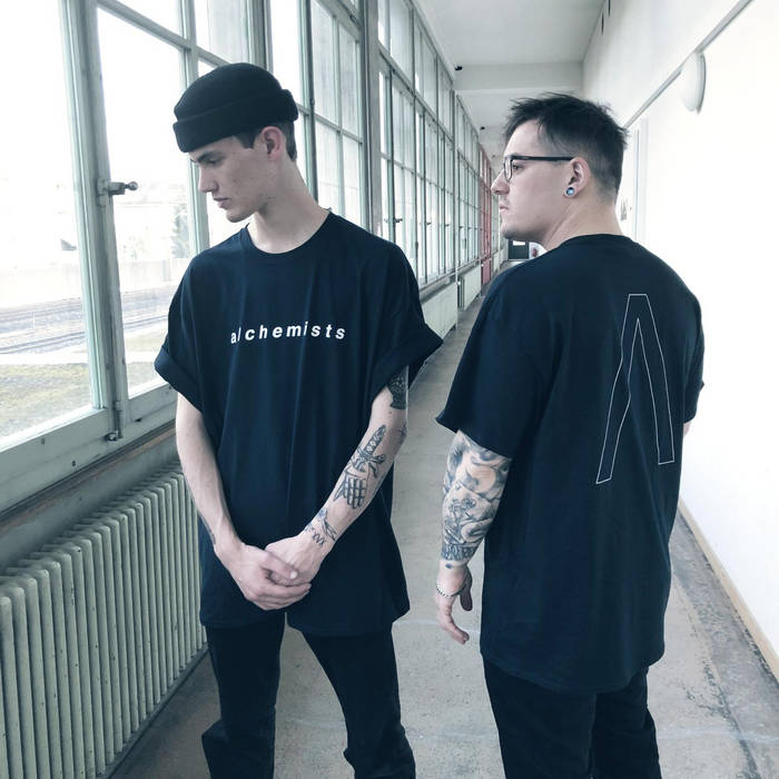 T-shirt "Alchemists"