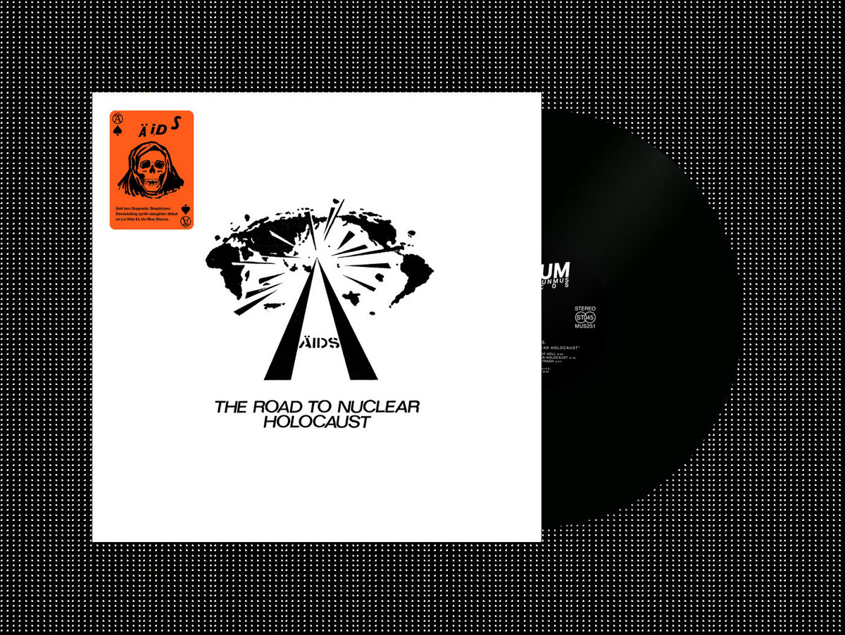 コスモス・ファクトリー Black Hole ボーナストラック1曲追加収録CD コスモス・ファクトリー Black Hole ボーナストラック1曲追加収録CD