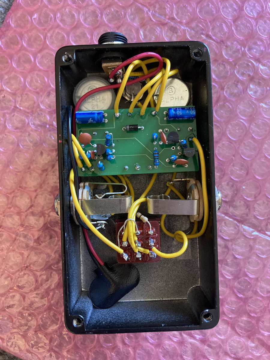 ZUFF pedal v2. Reversesound fuzz. Droopies official fuzz pedal Droopies