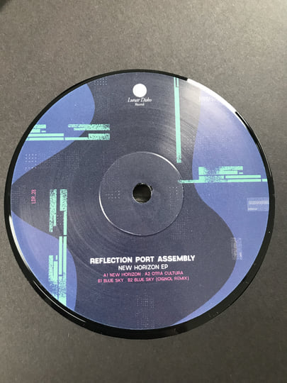 Hird – Moving On アナログ LP Reflection Port Assembly - New Horizon EP (feat. Cignol Remix