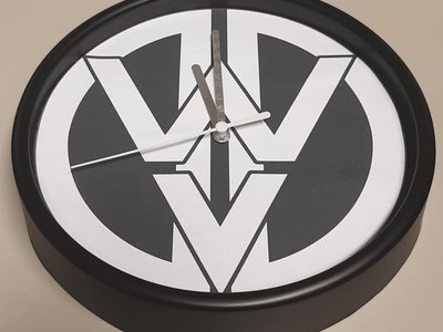 Clock w/ band logo main photo