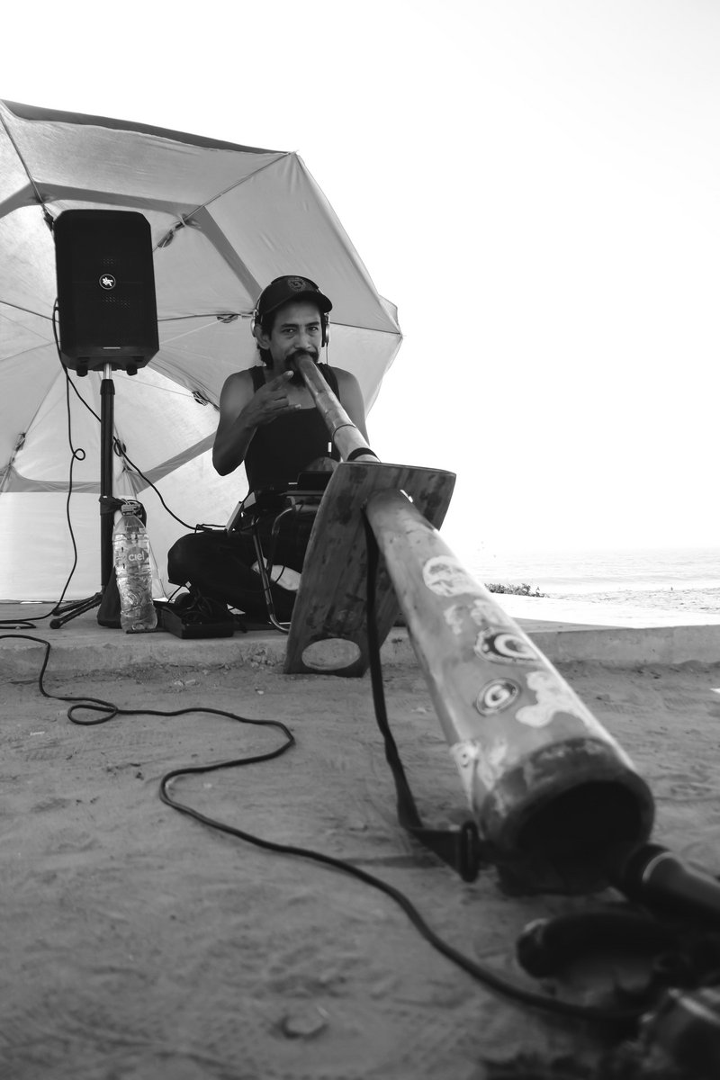 Tjridoo (didgeridoo solo) Jonathan Antonio Martinez Machain JammTJ