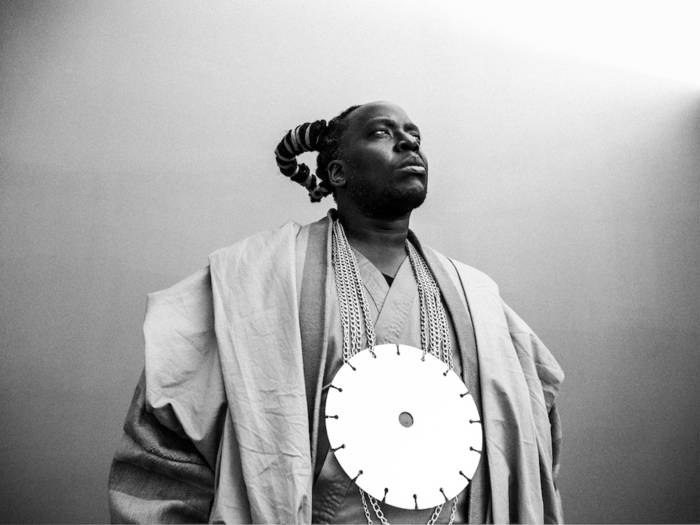 Dave Okumu — Photo