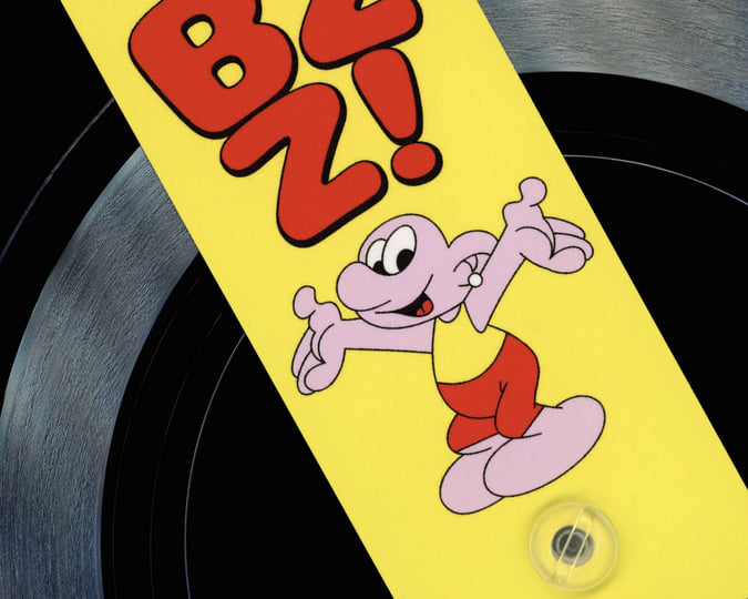 Bzz! | Bugasmurf | Boomerang