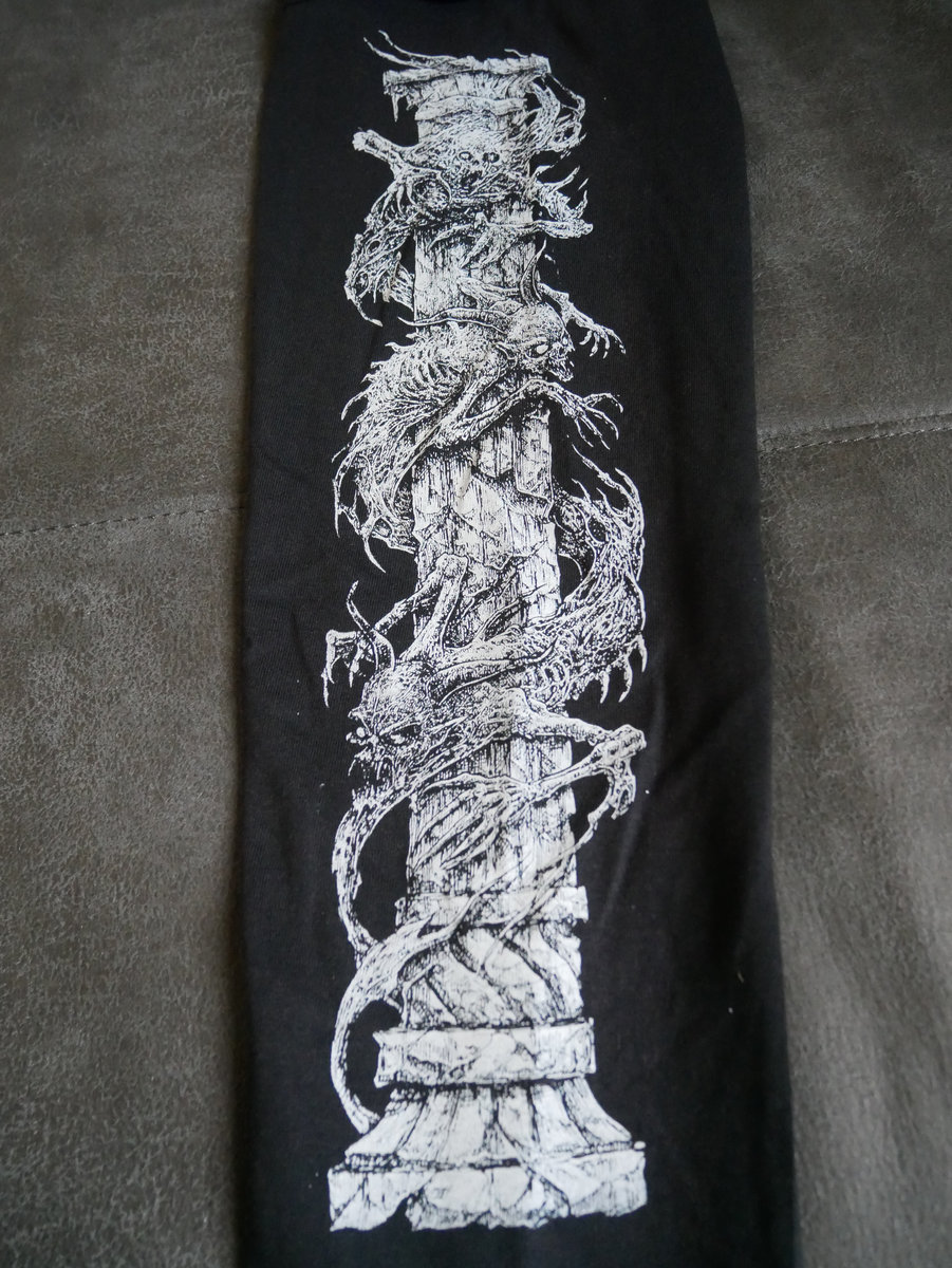 Abomination Altar Long Sleeve | Necromorbid