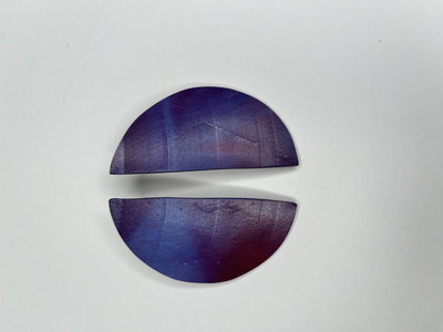 Vinyl Earrings Half-Moon Shape main photo