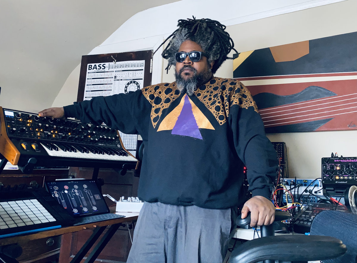 5x100Rf(est.1974) | Afrikan Sciences