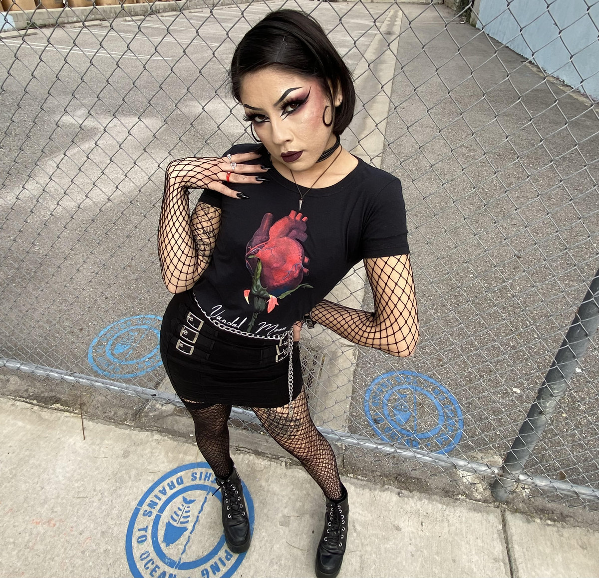 版画 Roamcouch Vandal Love 2022 版画 Roamcouch Vandal Love 2022