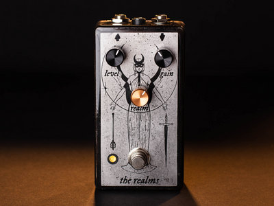 "The Realms" Fuzz / Distortion Pedal main photo