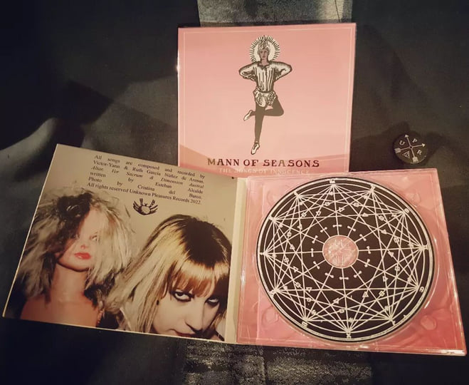 uprGOLD024] The Songs Of Innocence (Dark Folk) | MANN OF