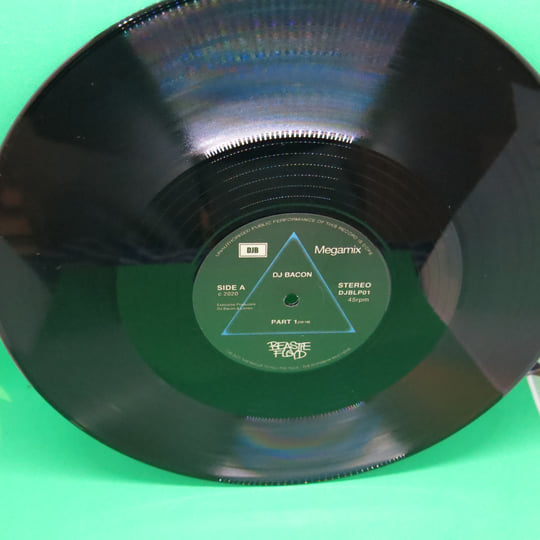 【7インチ】DJ Bacon セット　A.T.C.Q. / Beastie 7-Inch Vinyl Dj Bacon Set A.T.C.Q. / Beastie Boys Turntable