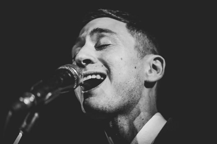 Joey Dosik - The Nostalgic 未開封 Vulfpeck Running Away - Vulfpeck / Joey Dosik As far as I know, the