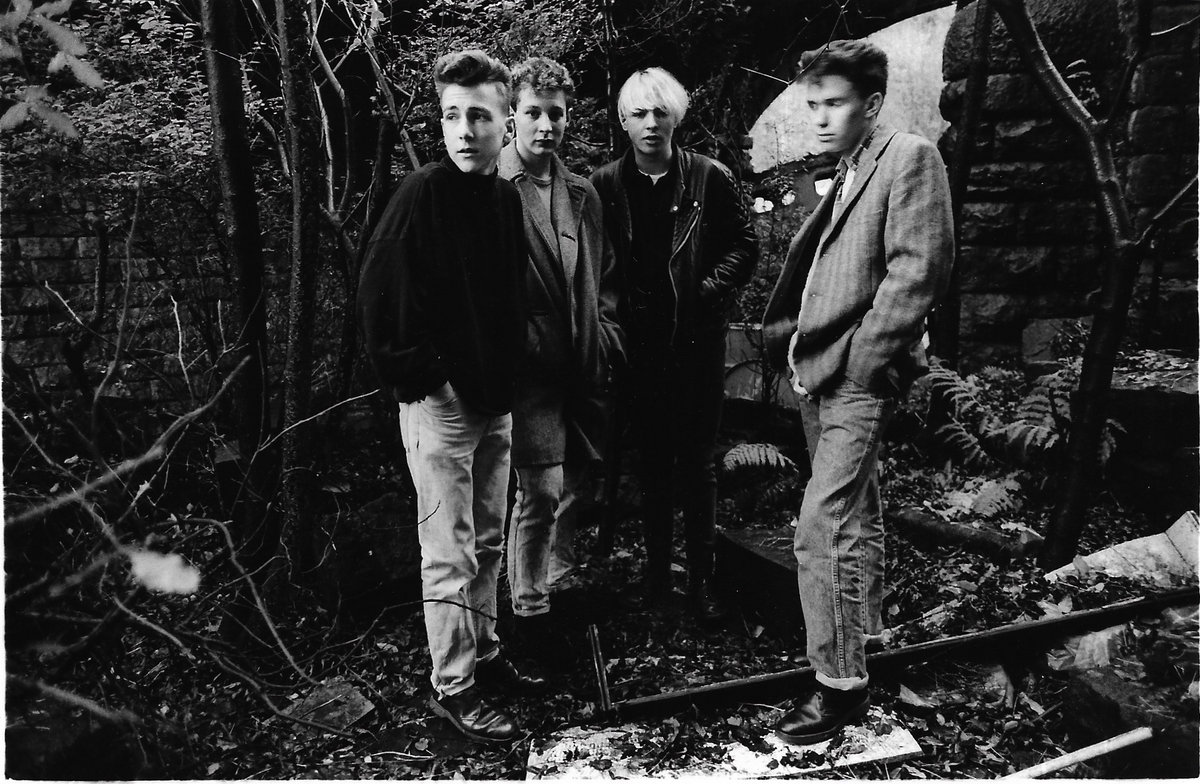 1987-1989 | The Last Peach