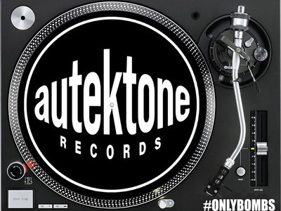 Autektone Records 12″ Slipmats (New!) + Digital Download of Retro Future Vol. 3 by T78 main photo
