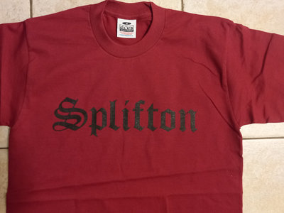 T-shirt Splifton Bordeaux - logo noir main photo