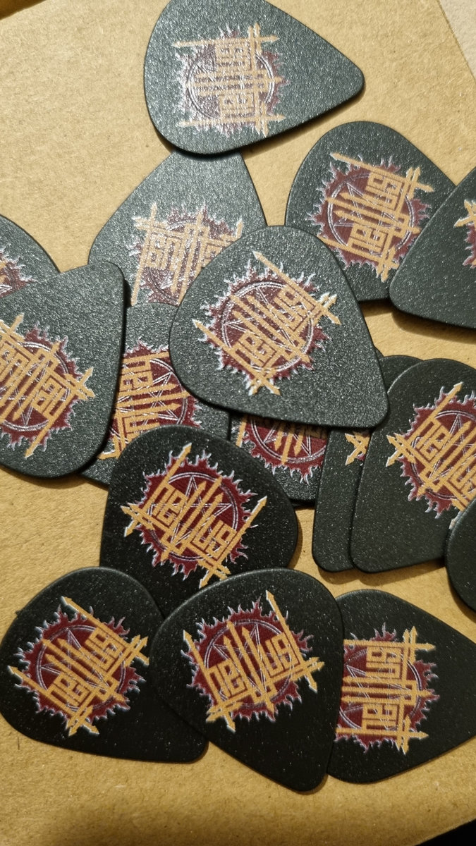 Guitar pick (single) helllust