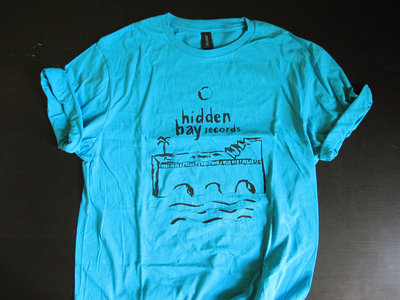Hidden Bay T-shirt V main photo