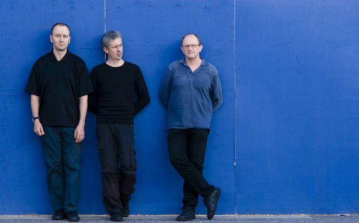 MOSQUITO/SEE THROUGH | The Necks