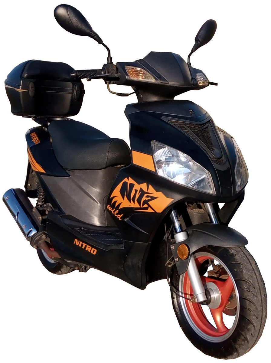 Sprint Nitro 50 2008 scooter motorcycle photo detail