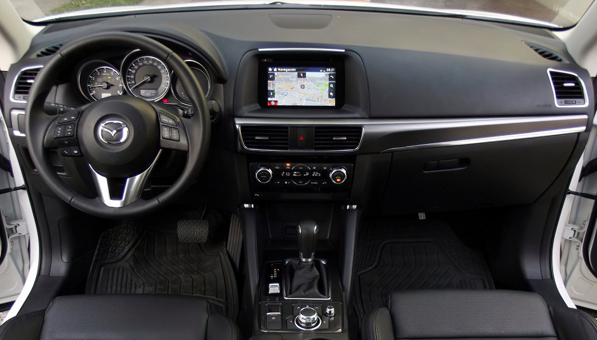 Mazda CX-5 2012 compact crossover SUV sport utility vehicle photo detail