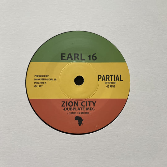 LP盤　EARL16 - JULIA Earl Sixteen – Julia – Vinyl (7