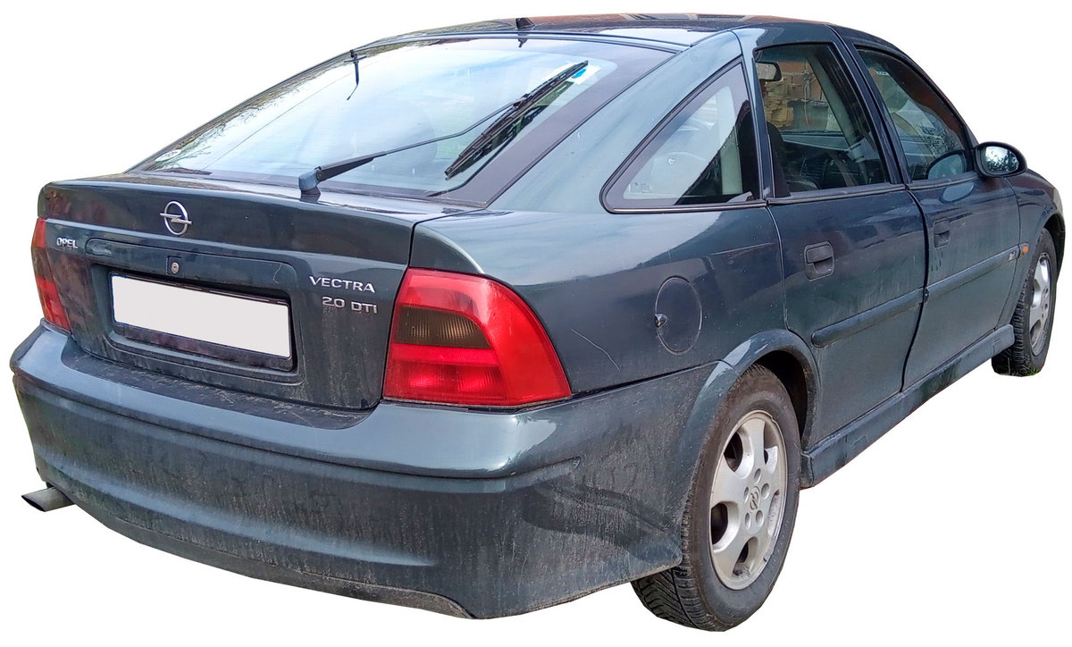 Opel Vectra B 1995 Large Family Car photo detail