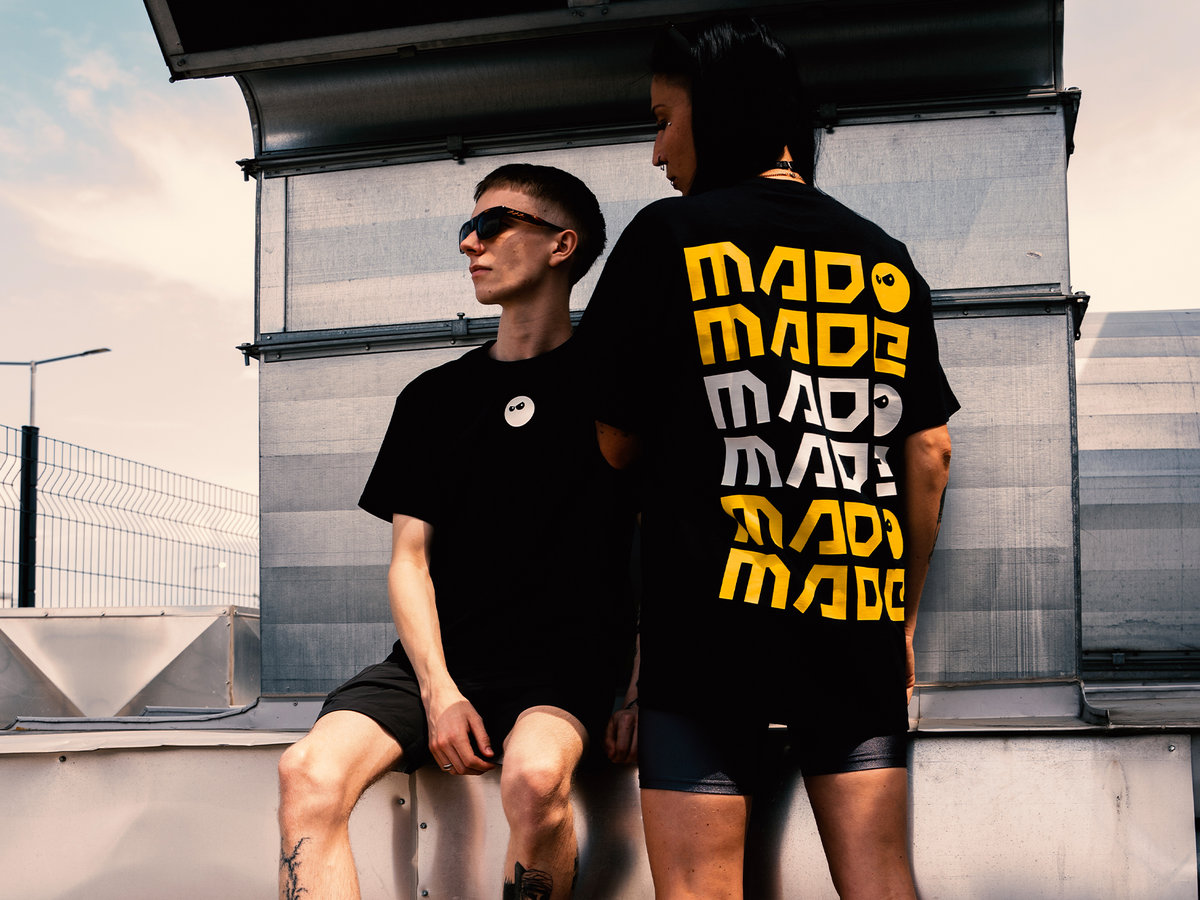 Mad Made White Yellow Tee | SveTec