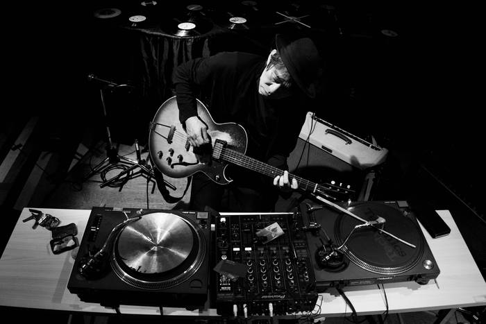 Otomo Yoshihide Solo Works 1 Guitar and Turntable | otomo