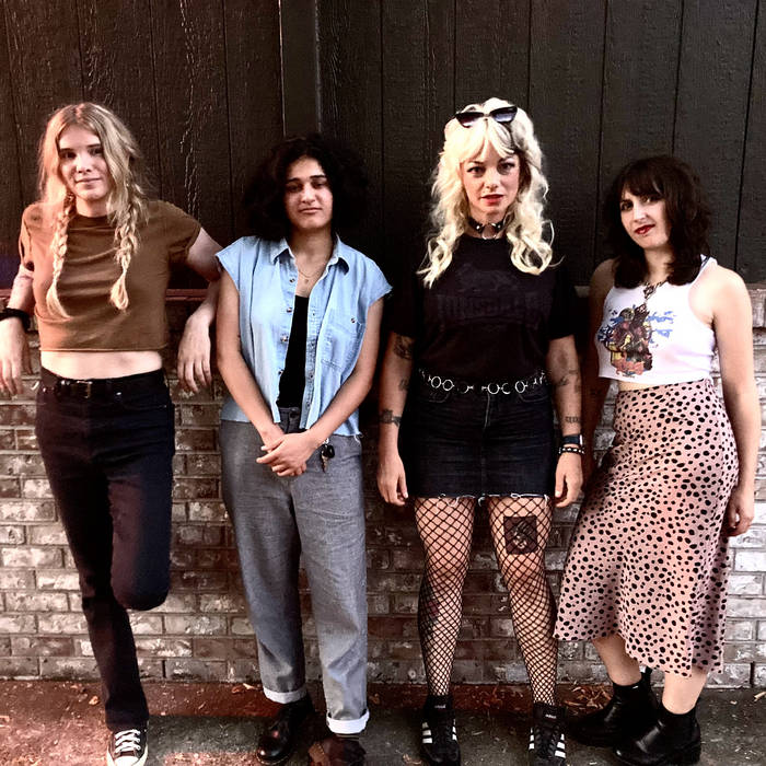 Fifi & Les FauxFauxs: Les Demonstrations | The Fauxs