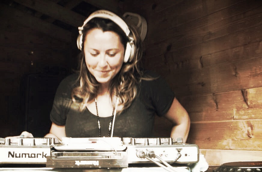 Unusual | AMARI NOELLE & Elle Cee - Mish Mash | Elle Cee