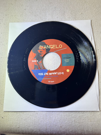 7” D’ANGELO - SPANISH JOINT Kero 1 remix D'Angelo - Spanish Joint (Kero One Remix) - YouTube