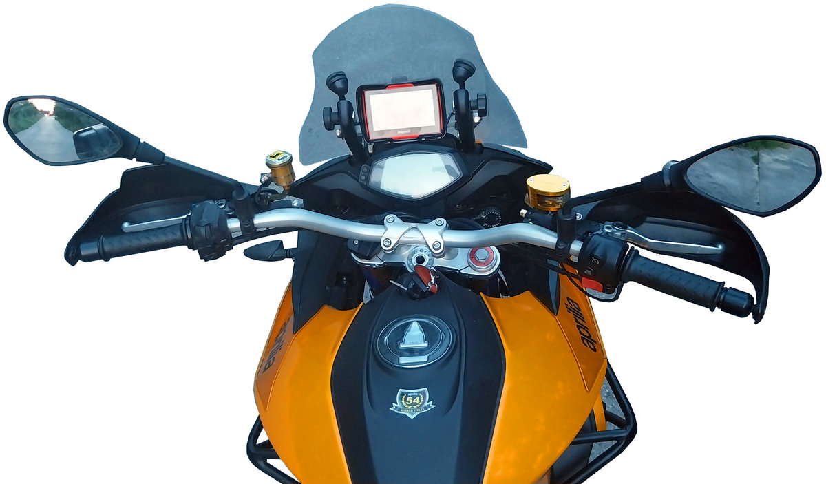 Aprilia Caponord 1200 2013 adventure touring motorcycle photo detail