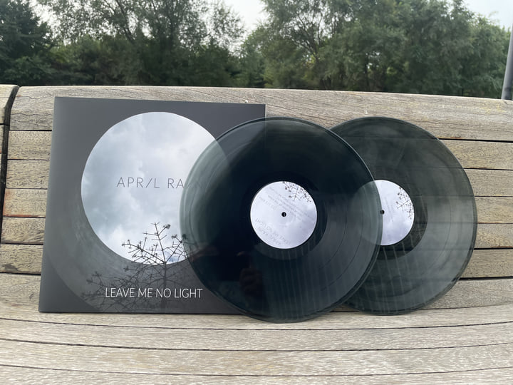 April Rain – Leave Me No Light | April Rain | Vrijheid Records