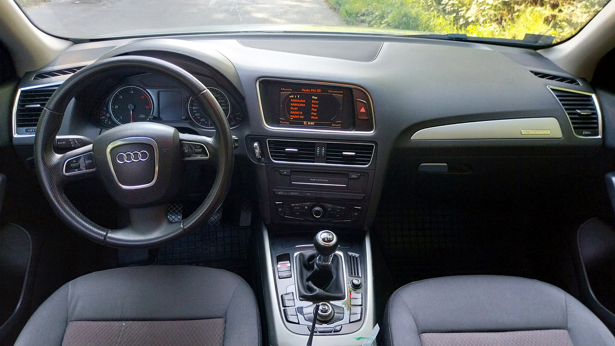 Audi Q5 2008 compact crossover SUV sport utility vehicle photo detail