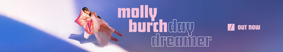 Molly Burch — Photo