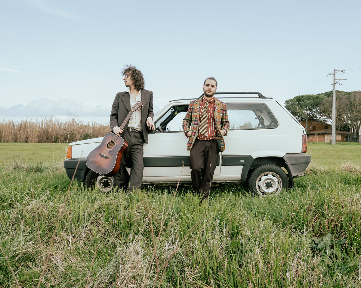 🎁𝐀𝐂𝐐𝐔𝐈𝐒𝐓𝐀 𝐒𝐎𝐓𝐓𝐎 𝐂𝐀𝐒𝐀: 𝐒𝐂𝐄𝐆𝐋𝐈 𝐈𝐋 𝐒𝐎𝐑𝐑𝐈𝐒𝐎 𝐄  𝐋𝐀 𝐐𝐔𝐀𝐋𝐈𝐓𝐀', ‼️ Per questi ultimi acquisti, con il Natale che si  avvicina, scegli i negozi di vicinato , Ogni acquisto è un gesto che fa  bene alla città:, ✔ ..., image size:1200x960