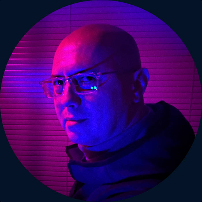 メグメグページ メイド衣装メグメグのメダルこの前右をそのままにして左を変えるか、右