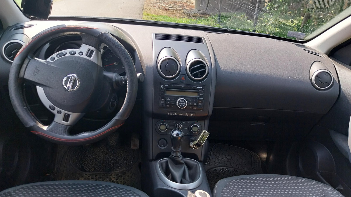 Nissan Qashqai 2006 compact crossover SUV sport utility vehicle photo detail